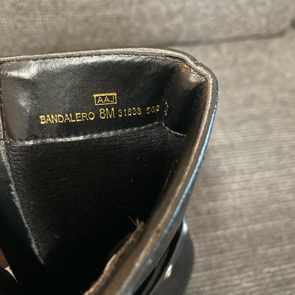 Bongo y2k vintage, like new heeled boots with strap detail. - Picture 6 of 9